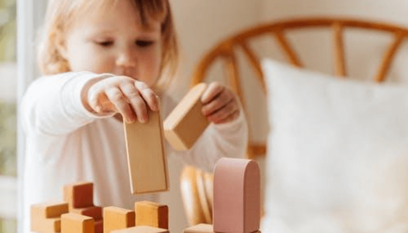 Benefícios dos brinquedos educativos de madeira