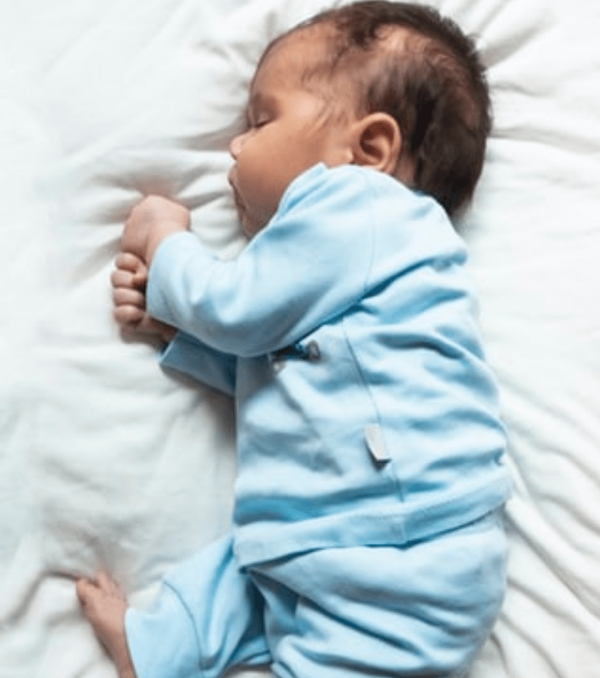 posição ideal para bebe dormir